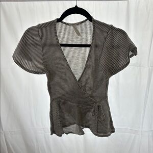 Striped faux Wrap Top - Gray and white
